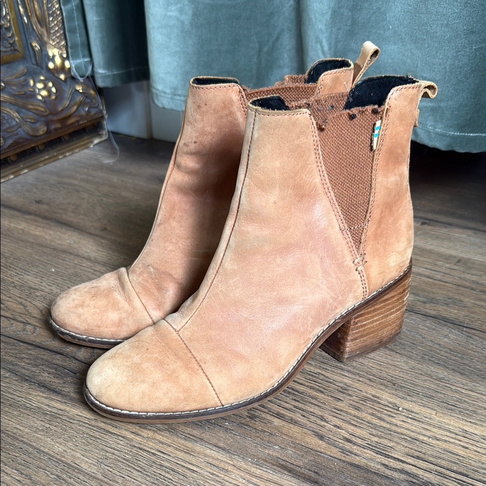 Toms Tan Suede Chelsea Ankle Boots